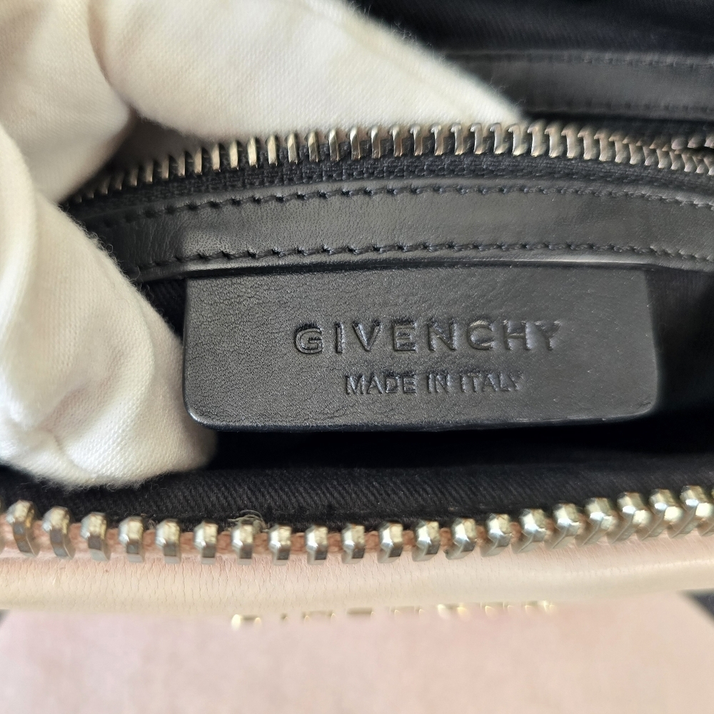 💯Authentic Pre-owned Givenchy Antigona Handbag/Shoulder Bag - Picture 10 of 13